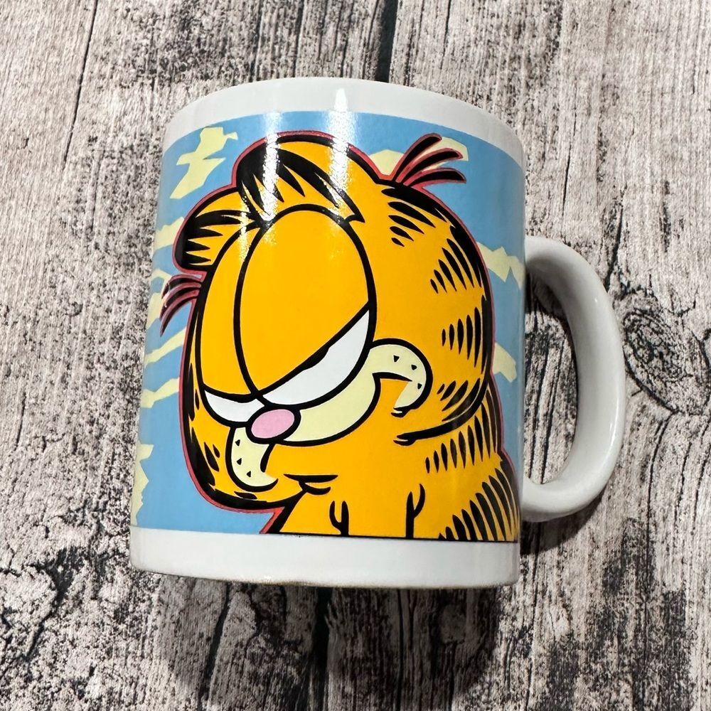 Vintage 80’s Garfield “I Don’t do Perky” Cartoon Mug